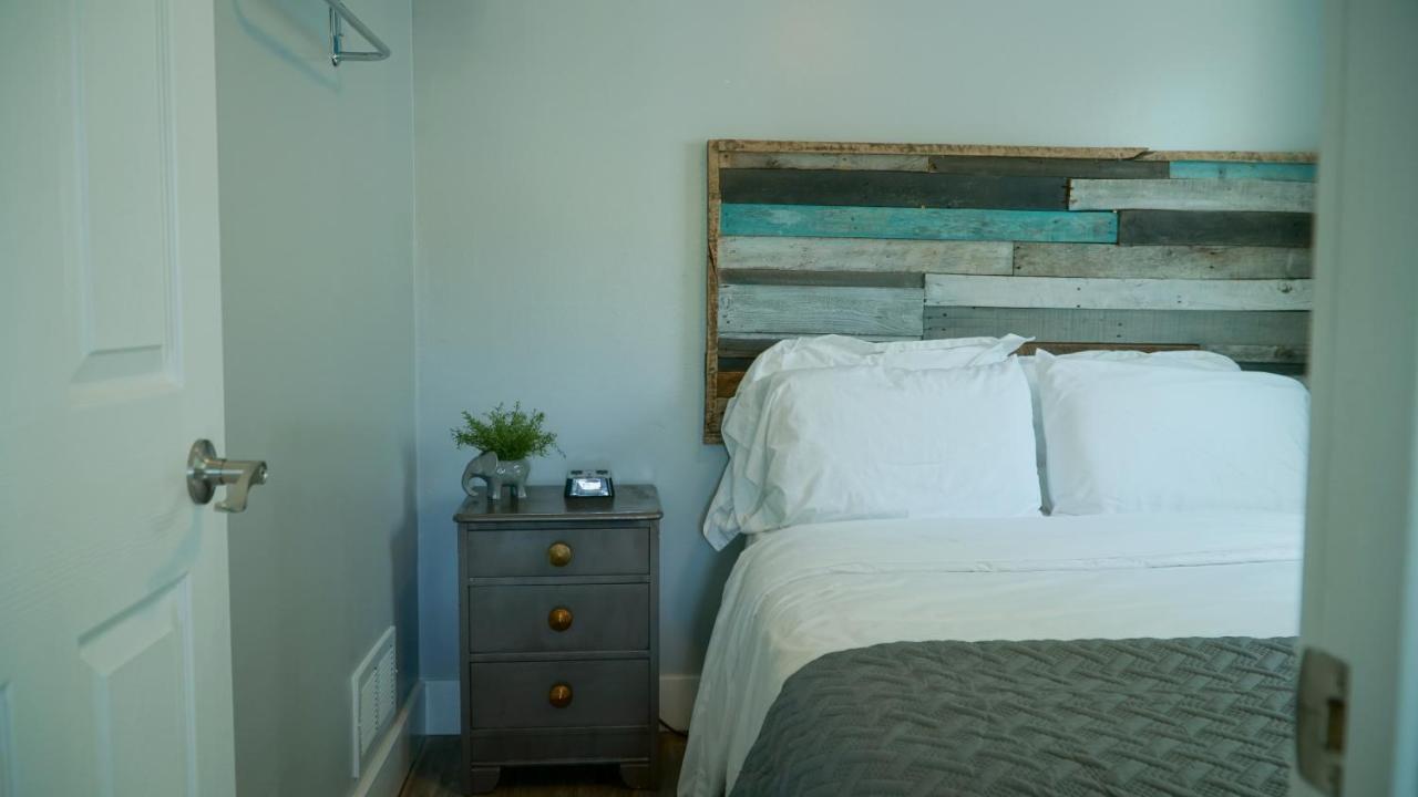 Aparthotel Alexander's Landing 2*
